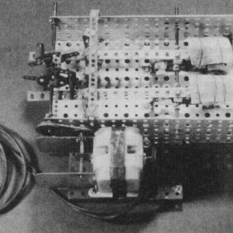 Photograph of a heart pump for by-passing the right heart of dogs, part of a thesis presented to the School of Medicine, Yale University, 1950 by William H. Sewell, Jr., M.D.